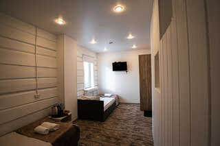 Гостевой дом Берёзка Иркутск Улучшенный семейный номер-3