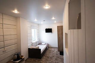 Гостевой дом Берёзка Иркутск Улучшенный семейный номер-4